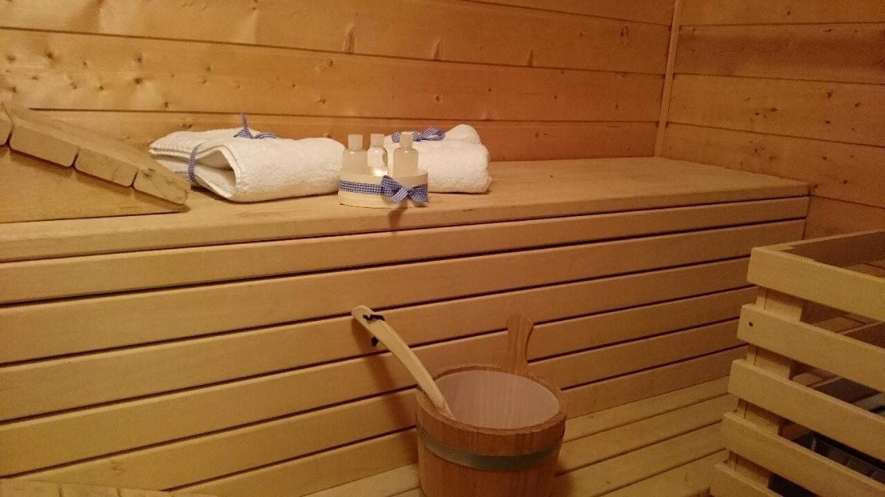 2-Zimmer Dg-Apartment Mit Eigener Sauna Oberhaching Zewnętrze zdjęcie