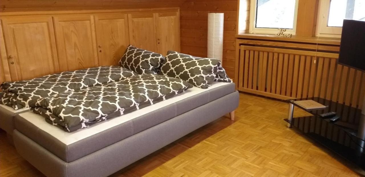 2-Zimmer Dg-Apartment Mit Eigener Sauna Oberhaching Zewnętrze zdjęcie